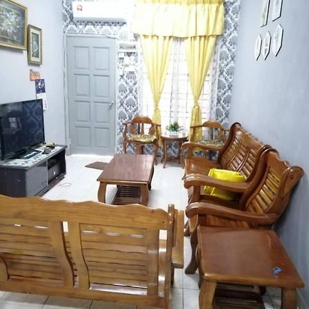 Homestay Perpaduan, Taman Bercham Raya Ulu Kinta Ipoh Perak Kampong Batu Lapan  Eksteriør bilde