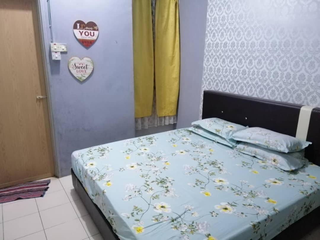 Homestay Perpaduan, Taman Bercham Raya Ulu Kinta Ipoh Perak Kampong Batu Lapan  Eksteriør bilde